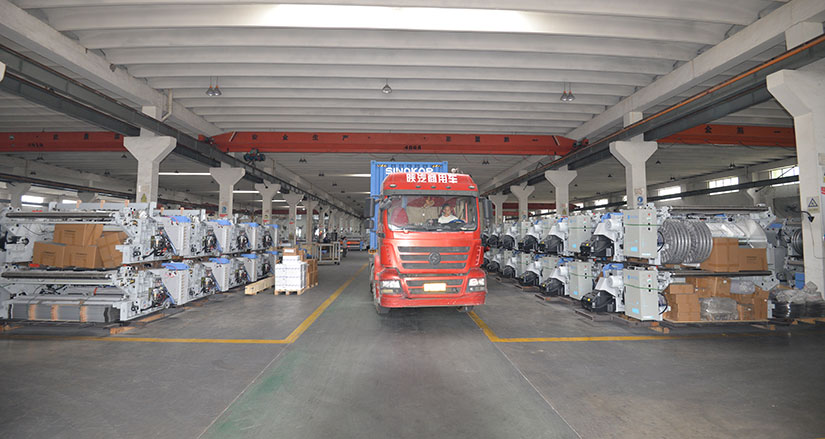 Shipment of air-jet looms and water-jet looms